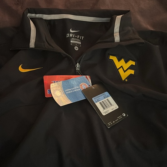 Notre Dame short sleeve 1/2 zip NWT - Picture 4 of 4